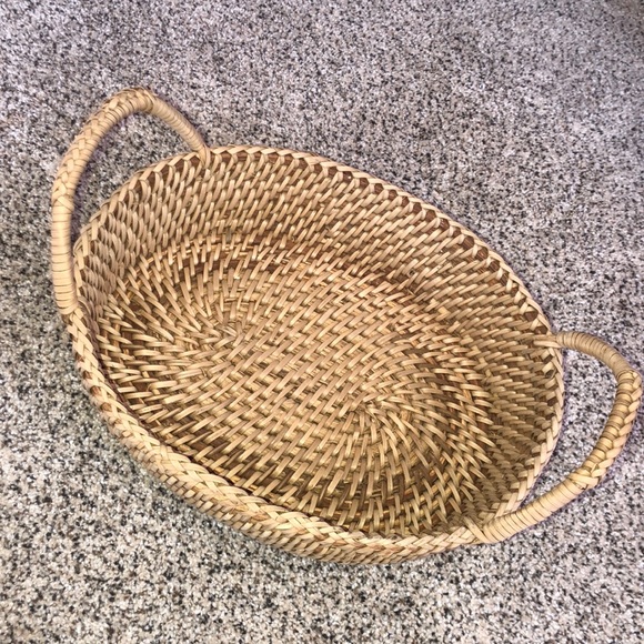 South Carolina sweet grass basket - Picture 1 of 4